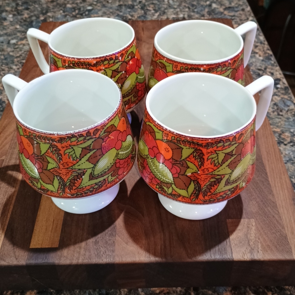 Vintage Holt Howard Fruit Floral Pedestal Mug Set of Four Orange and Green
